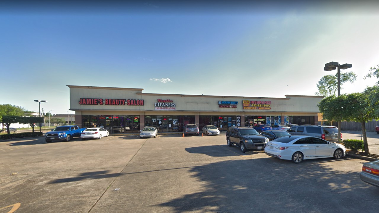 Bissonnet Retail Center (Houston, TX)