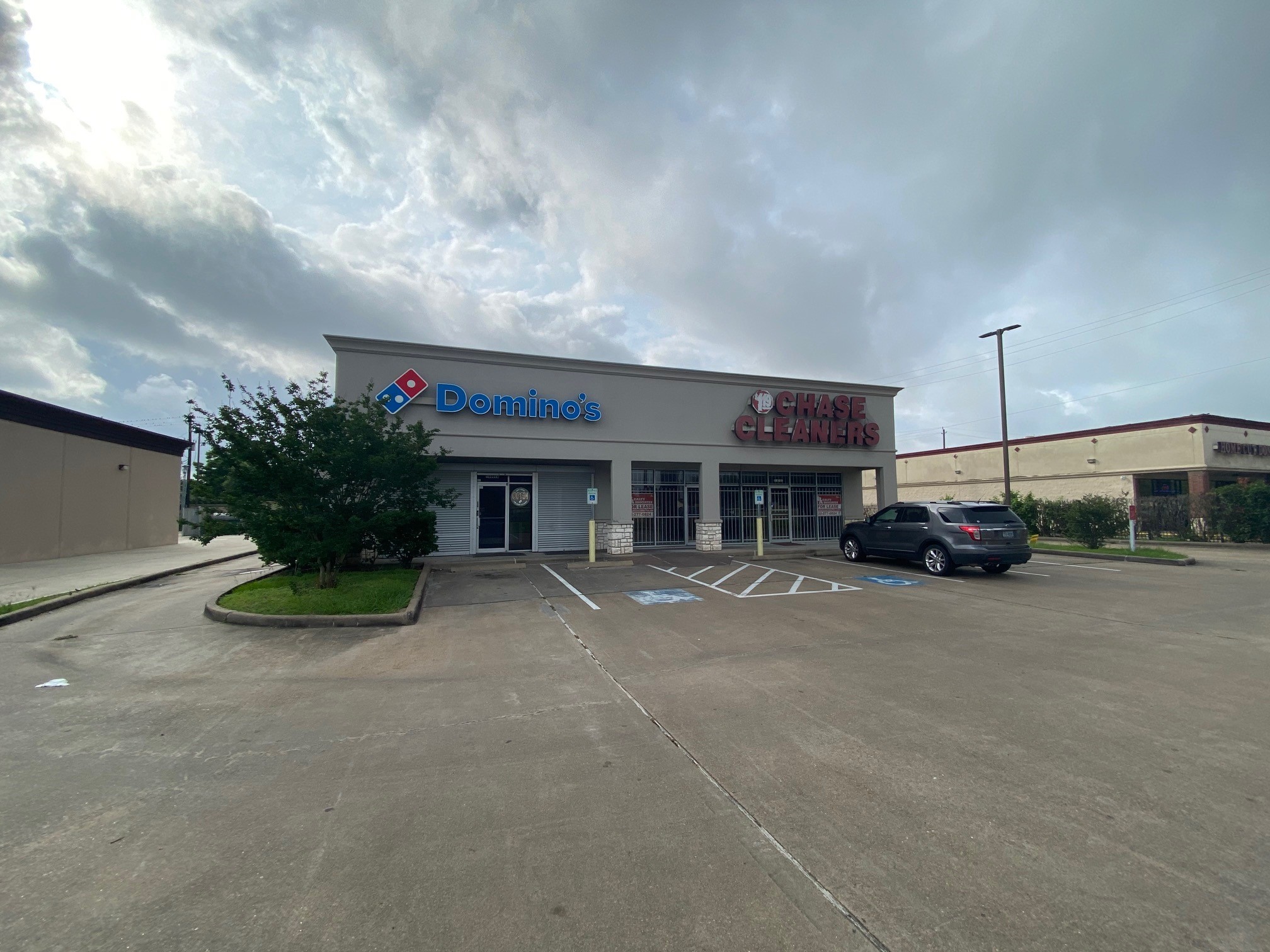 S Post Oak Retail Center (Houston, TX)
